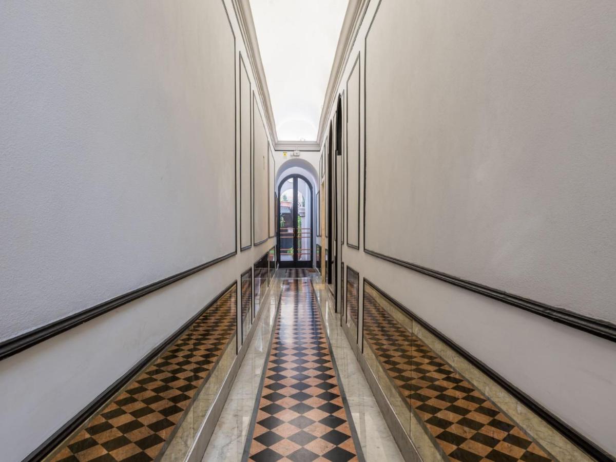 The Best Rent - Elegant Three-Bedroom Apartment A Few Steps From Fontana Di Trevi Exterior foto